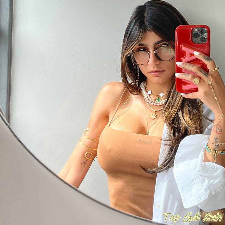 ảnh Mia Khalifa nude sexy khiêu gợi 13