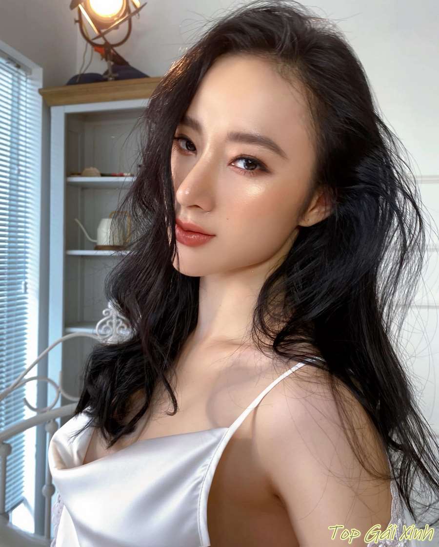 ảnh Angela Phương Trinh bikini 16