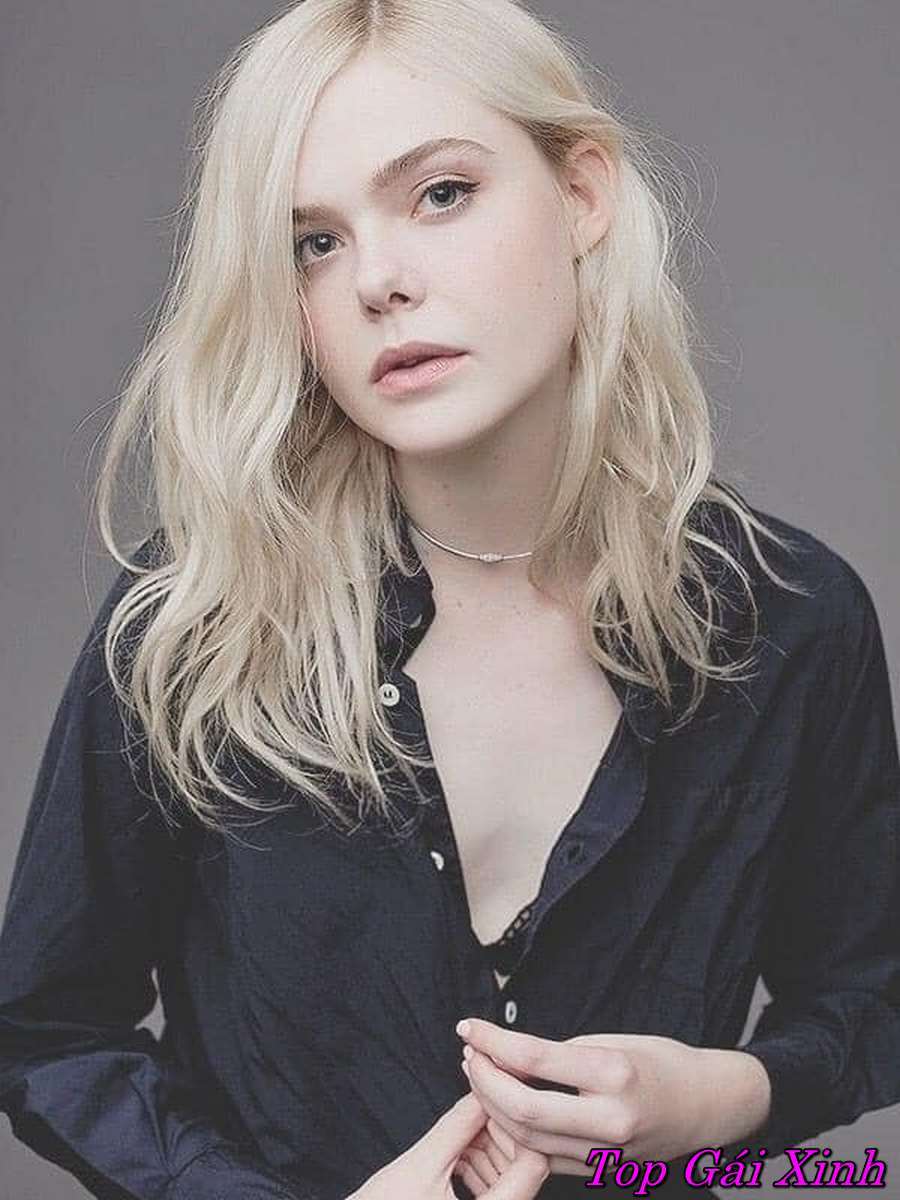 ảnh Elle Fanning nude bốc lửa 18