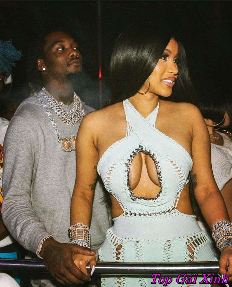 ảnh Cardi B nude nóng bỏng 22