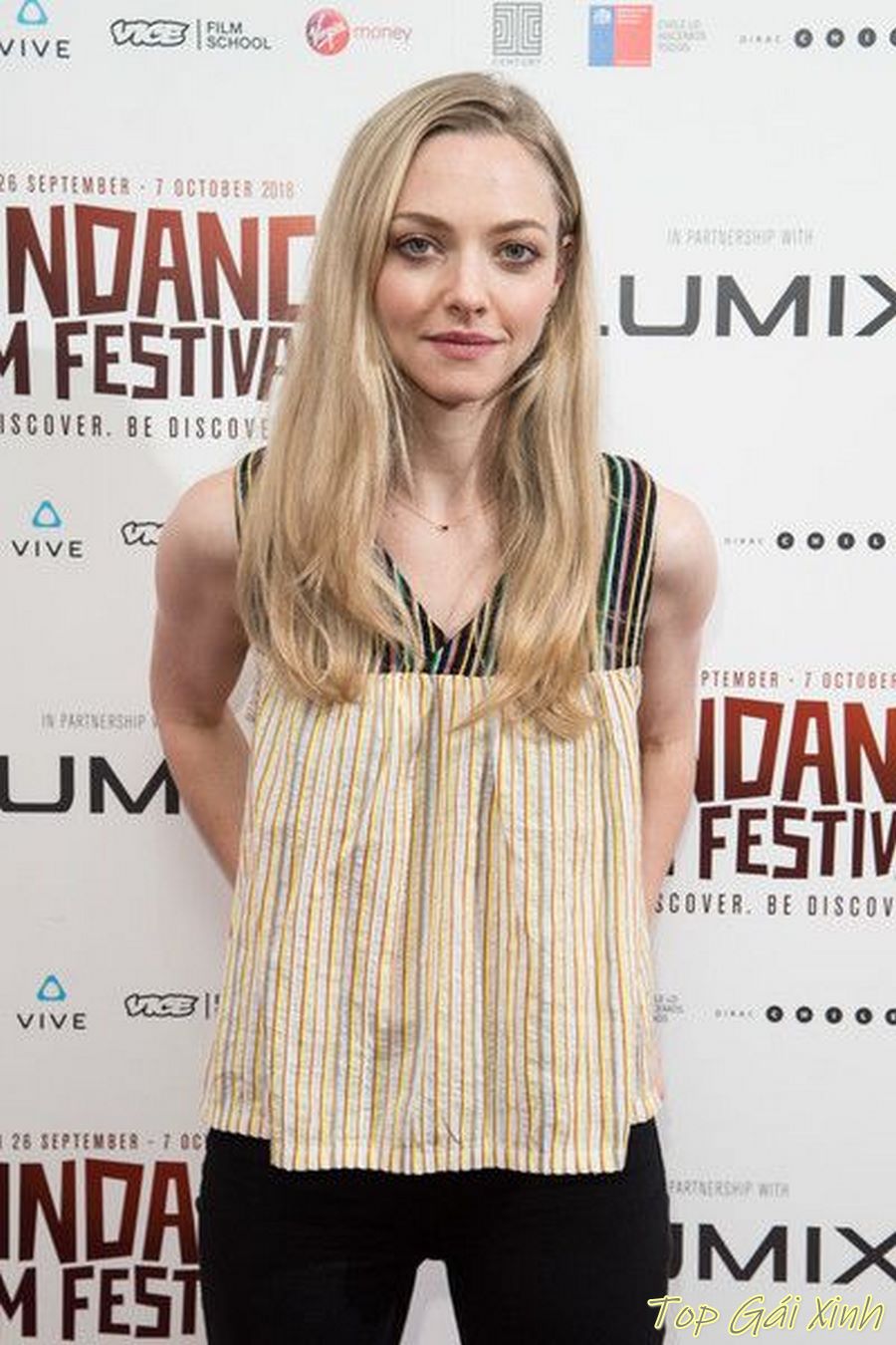 Ảnh Amanda Seyfried nude quyến rũ 24