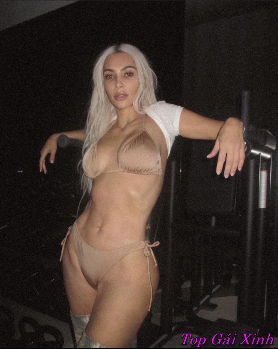 ảnh Kim Kardashian nude cực hot 29