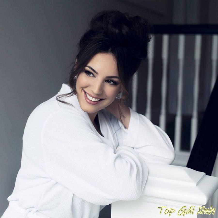 ảnh Kelly Brook nude khiêu gợi 35