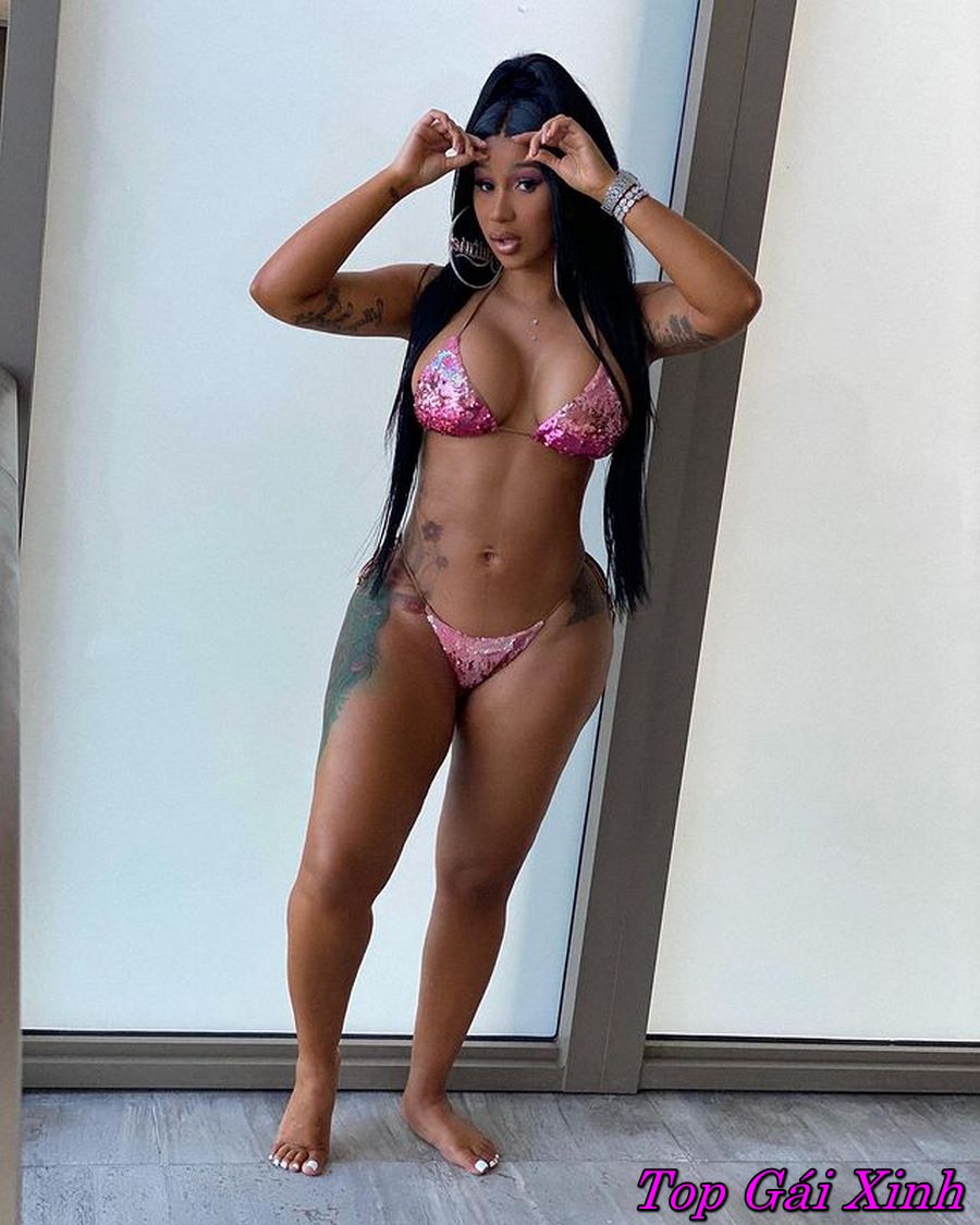 ảnh Cardi B nude nóng bỏng 43