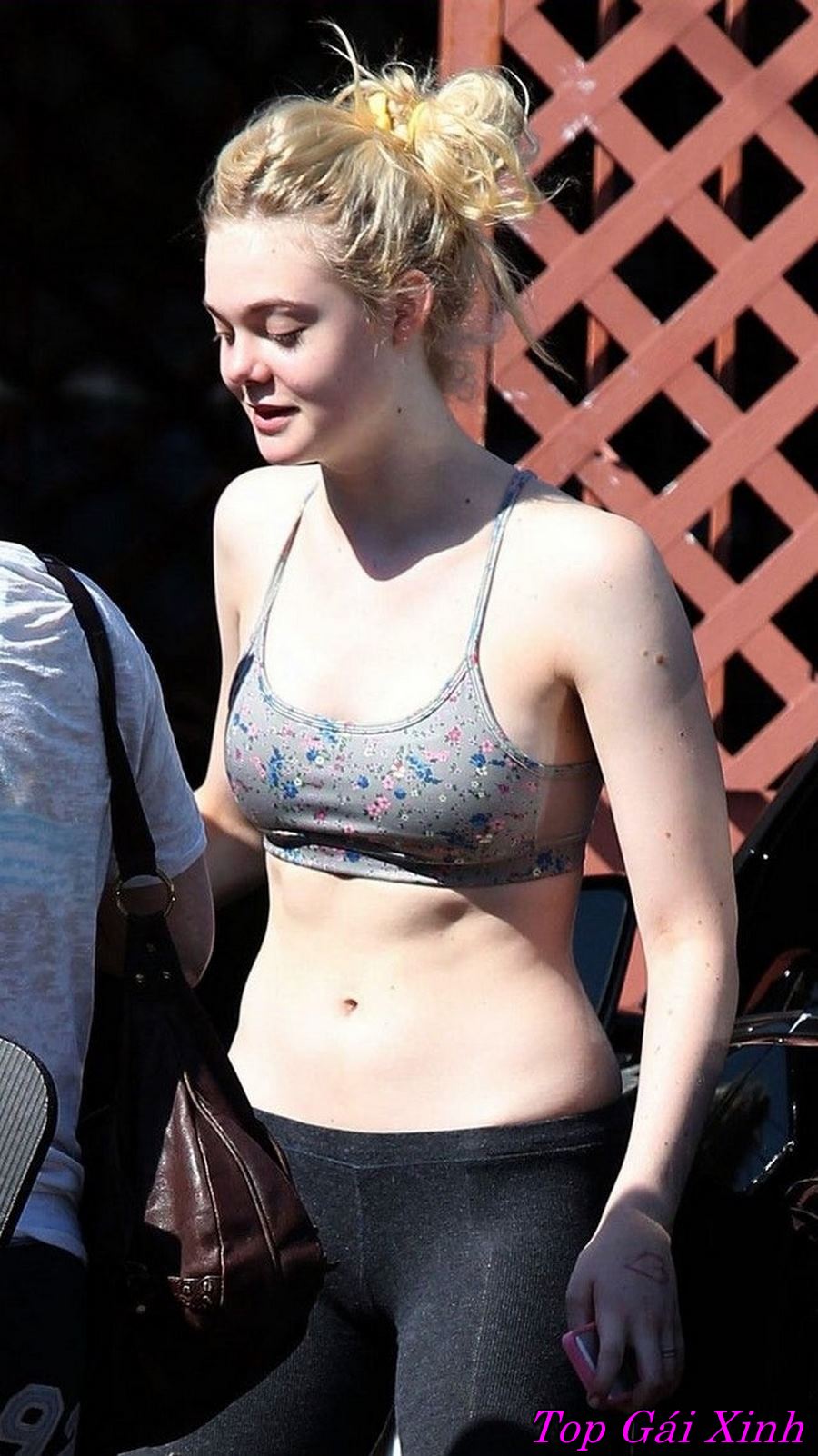 ảnh Elle Fanning nude bốc lửa 45