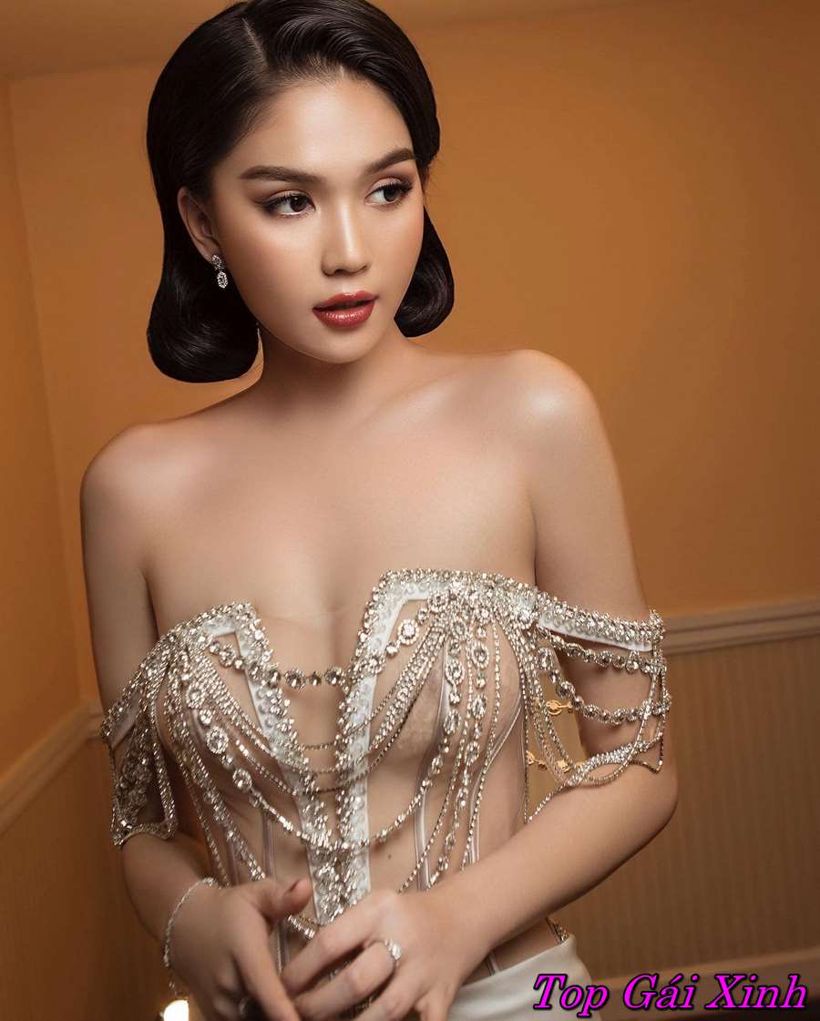 ảnh người mẫu nude gợi cảm nhất 30