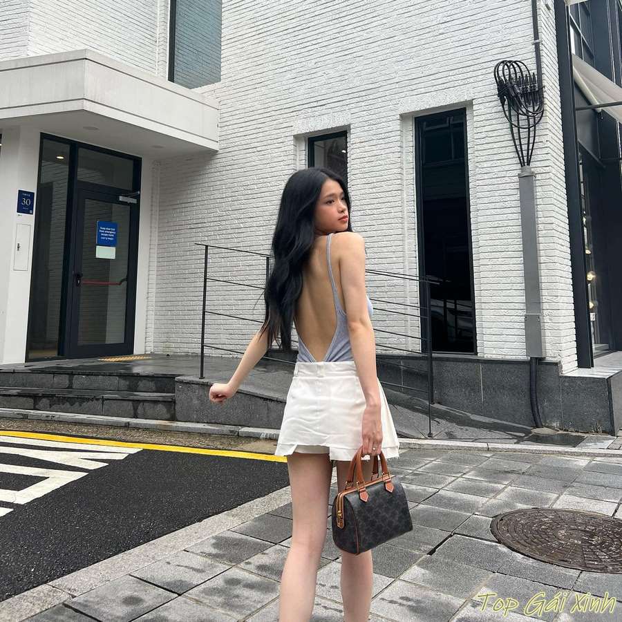 ảnh Linh Ka sexy 11