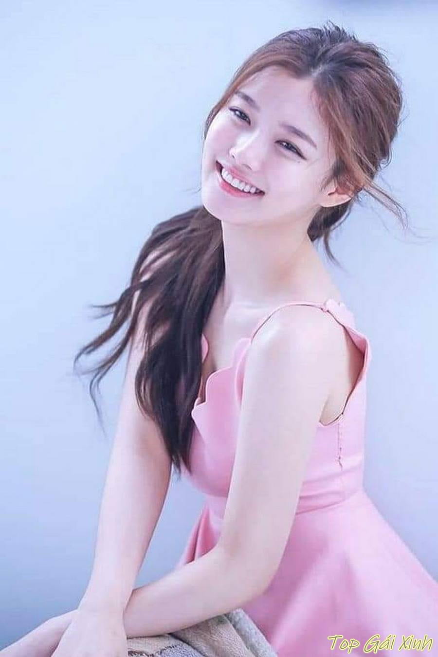 Ảnh Kim Yoo Jung sexy gợi cảm 19