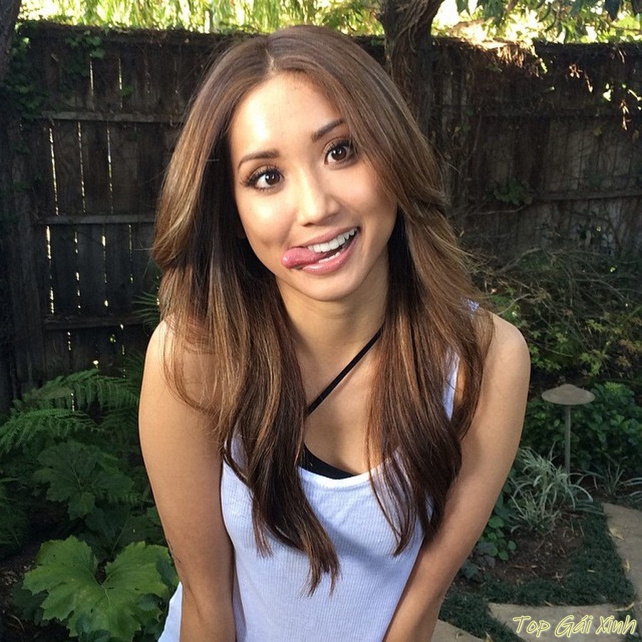 ảnh Brenda Song nude khiêu gợi 34