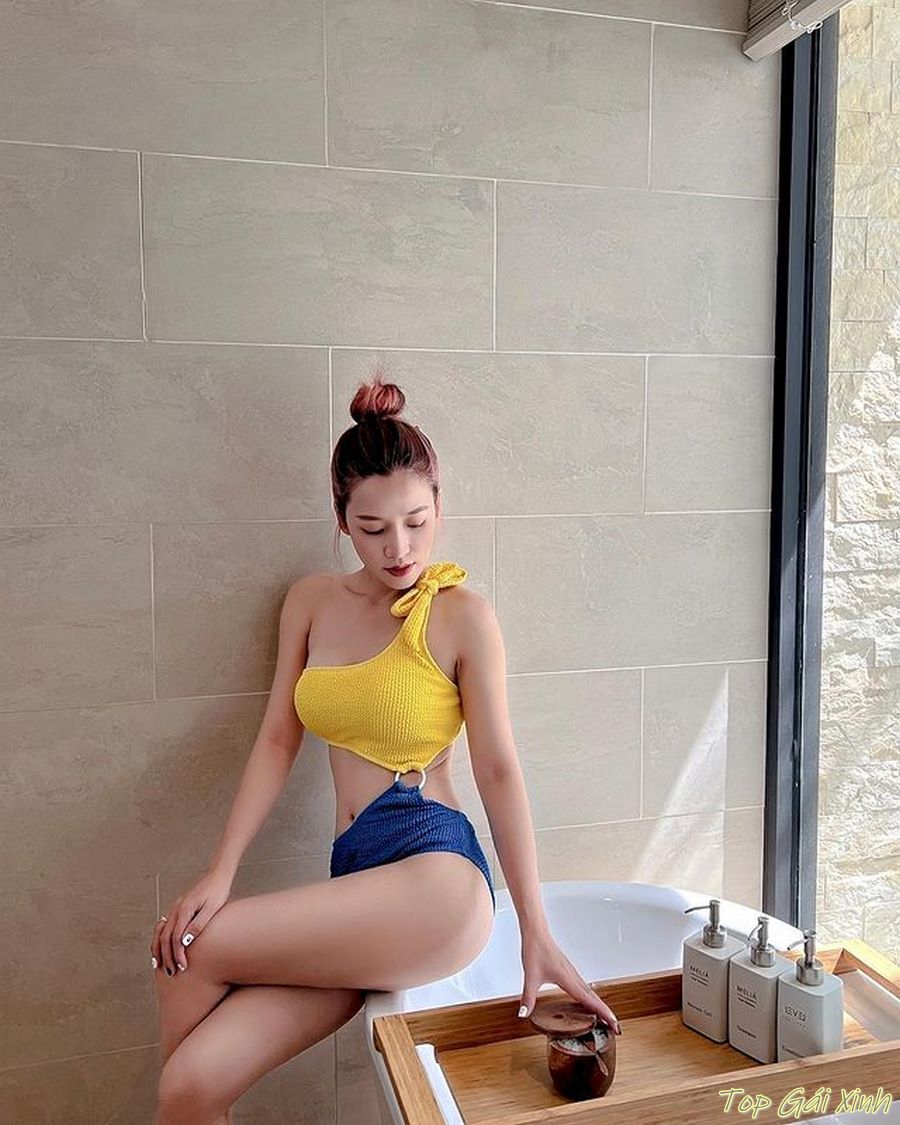 Ảnh Puka sexy nhất 6