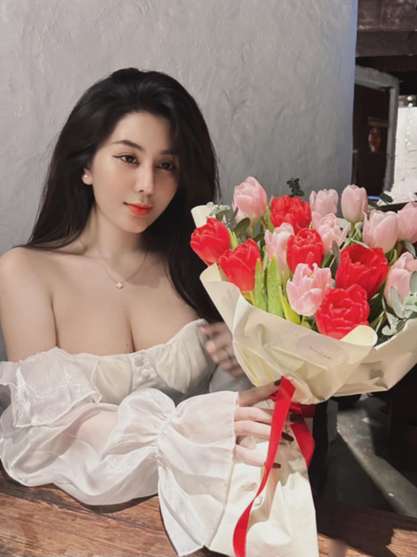 Ảnh hotgirl Võ Ngọc Trân sexy xinh đẹp 1