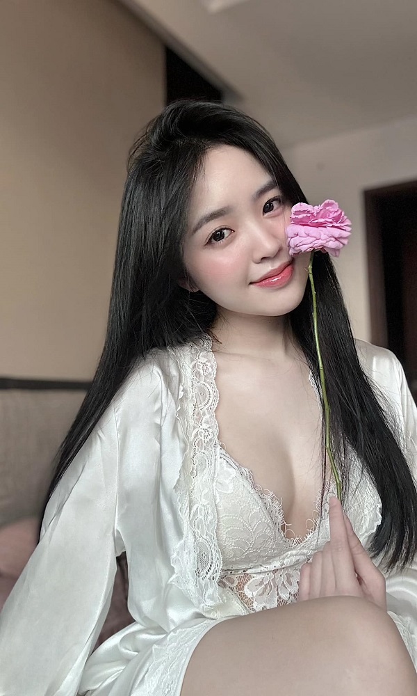 Ảnh hotgirl Lê Phương Anh sexy 15