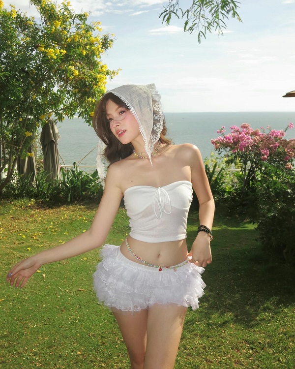 Ảnh hotgirl Thuỵ Hân sexy 12