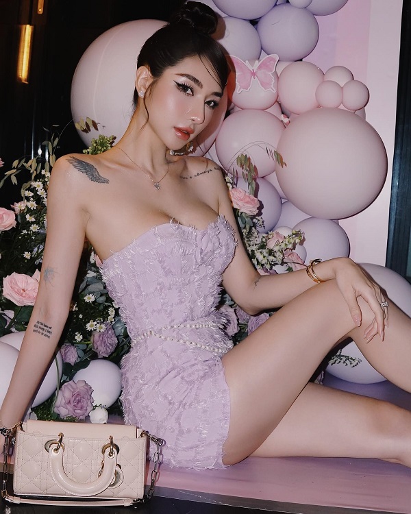 Ảnh hotgirl Phạm Thanh Huyền sexy gợi cảm 4