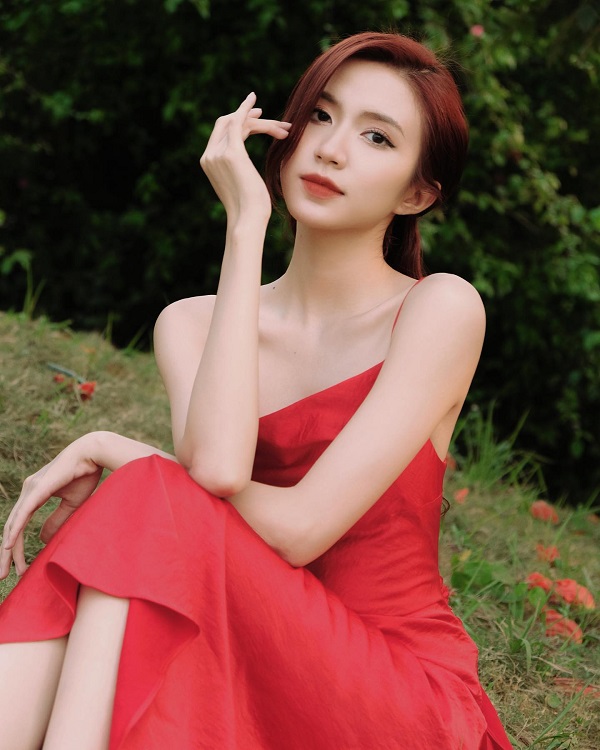 Ảnh Nguyễn Ngọc Huyền sexy 10