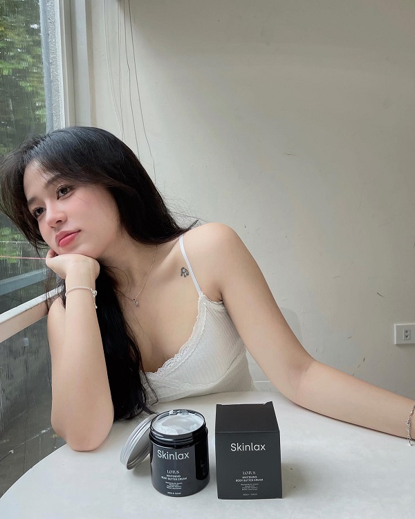 Ảnh tiktoker Nguyễn Yến Mi sexy xinh đẹp 11