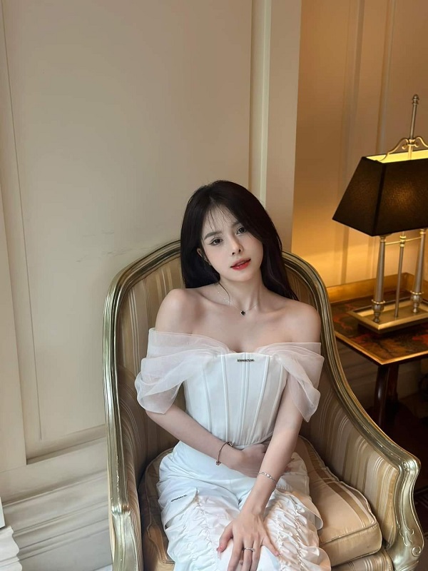 Ảnh Võ Nữ Ngân Hà sexy xinh đẹp 9