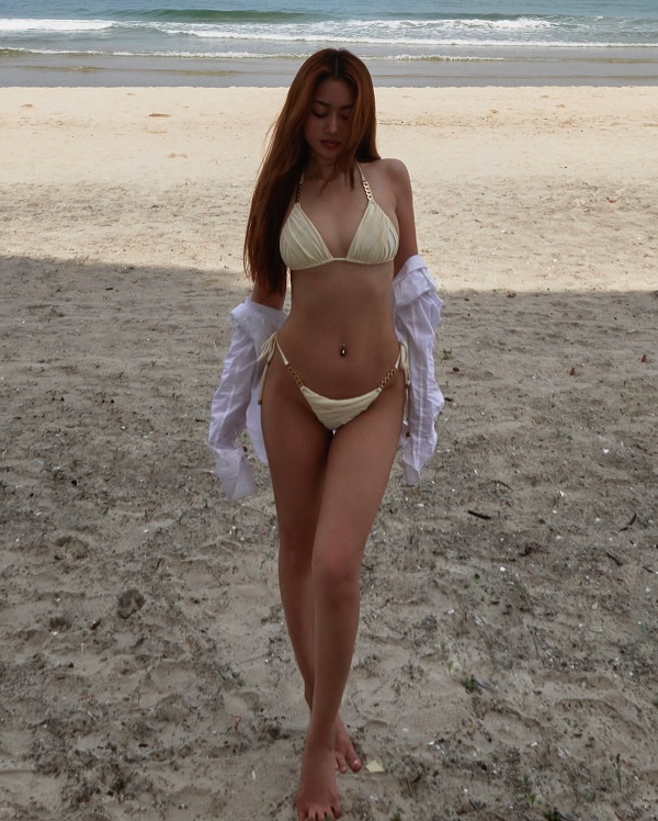 Ảnh hotgirl Nga Wendy bikini quyến rũ 16