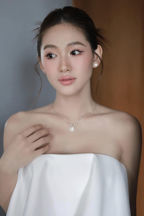 Ảnh hotgirl Túc Anh Hoa sexy 22