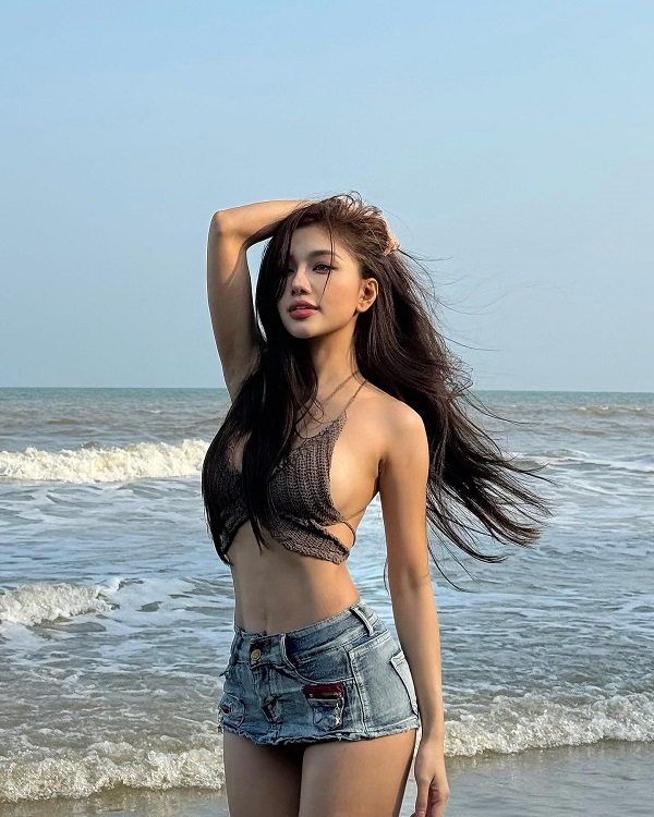 Ảnh hotgirl Vân Anh sexy quyến rũ 11