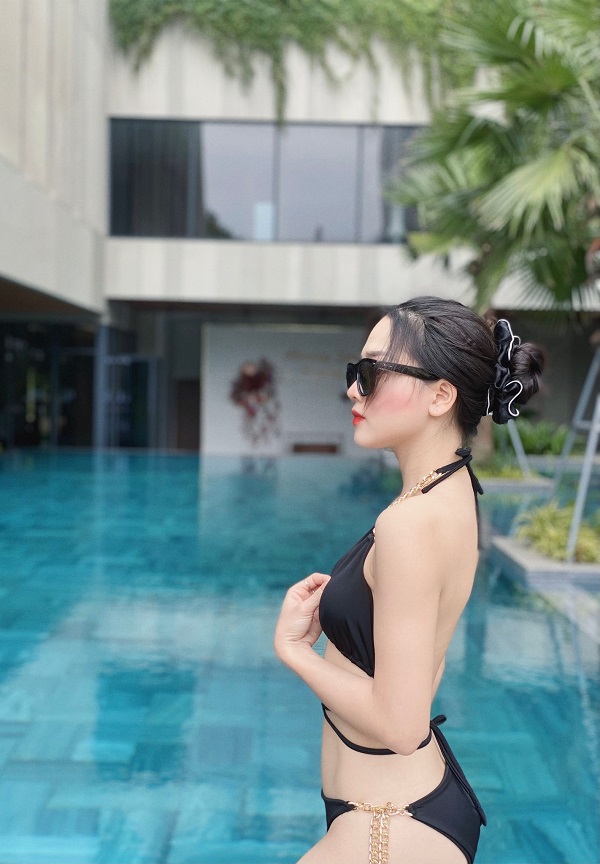 Ảnh Lan Anh SVM bikini 8