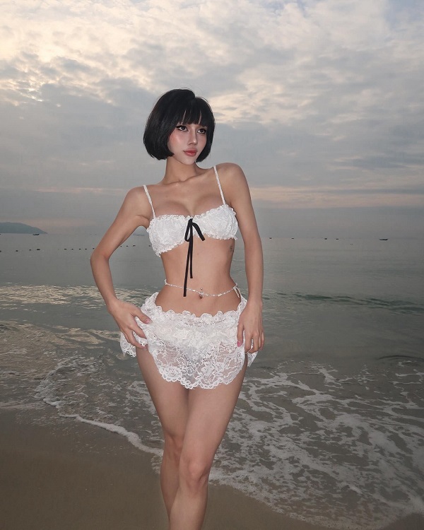 Ảnh Lê Trần Thảo My bikini 16