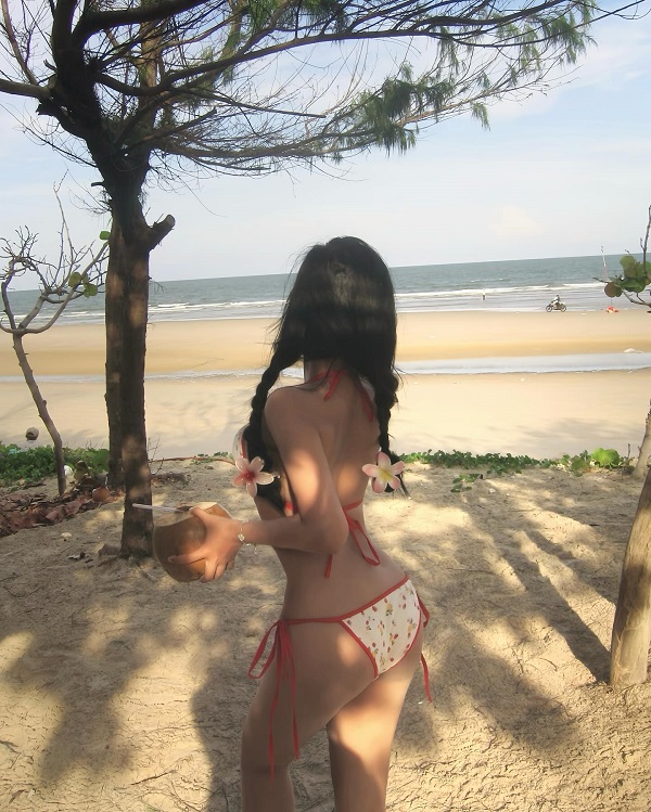 Ảnh Nguyễn Ngọc Anh bikini nóng bỏng 9