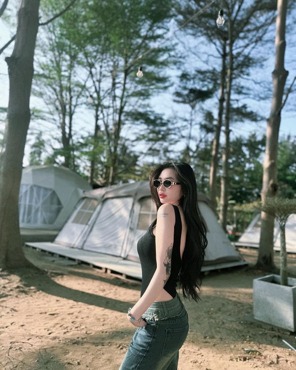 Ảnh tikoker Kelly Uyên sexy 11