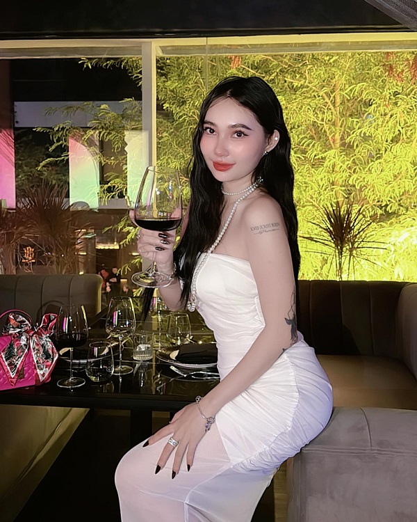 Ảnh tikoker Kelly Uyên sexy 20