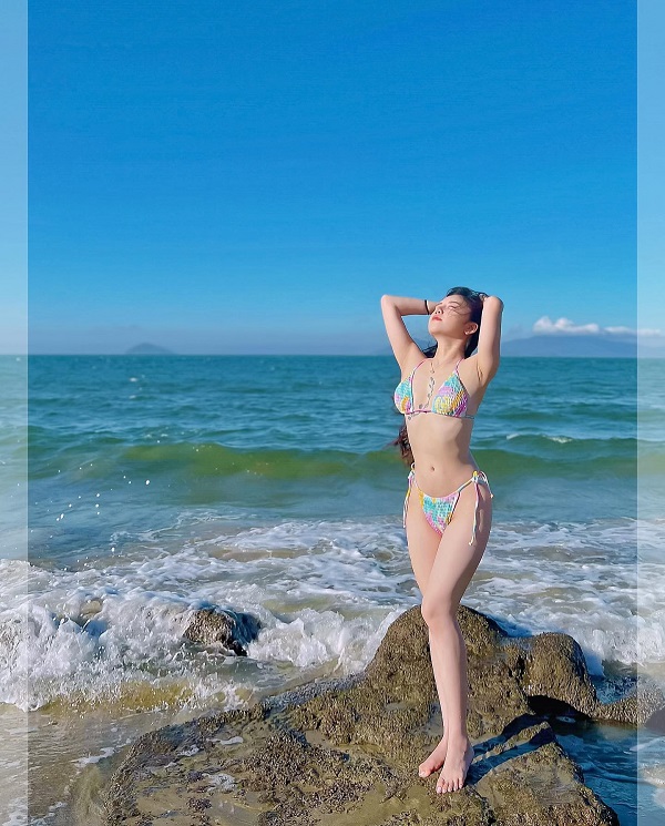 Ảnh tiktoker Linh Linh bikini 14