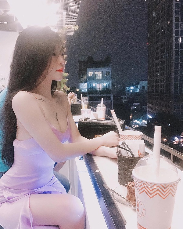 Ảnh tiktoker Linh Linh sexy 15