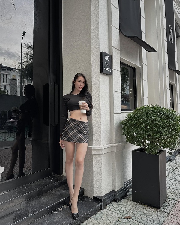 Ảnh Trần Lê Y Nhi sexy 12