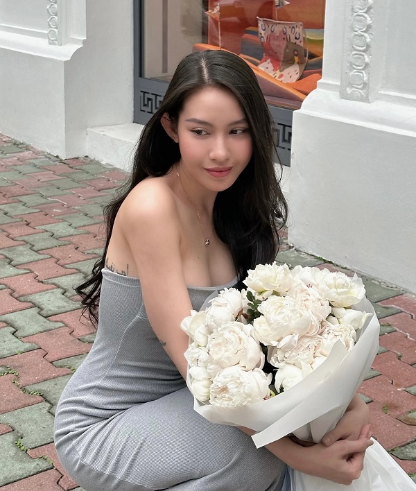 Ảnh Trần Lê Y Nhi sexy 22