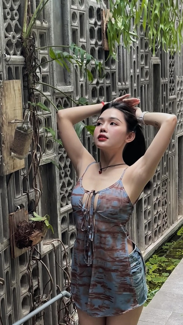 Ảnh hotgirl Bảo Trinh sexy gợi cảm 4