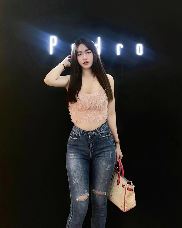 Ảnh hotgirl Hạnh Lê sexy gợi cảm  14