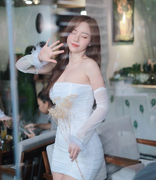 Ảnh hotgirl Hạnh Lê sexy gợi cảm  20