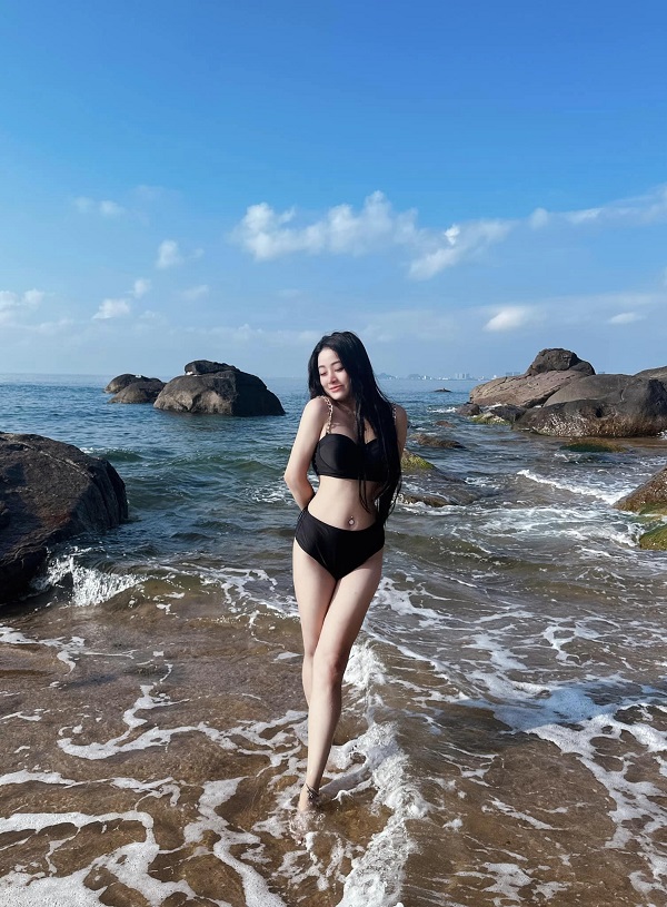 Ảnh hotgirl Trà Thanh Lương bikini 5