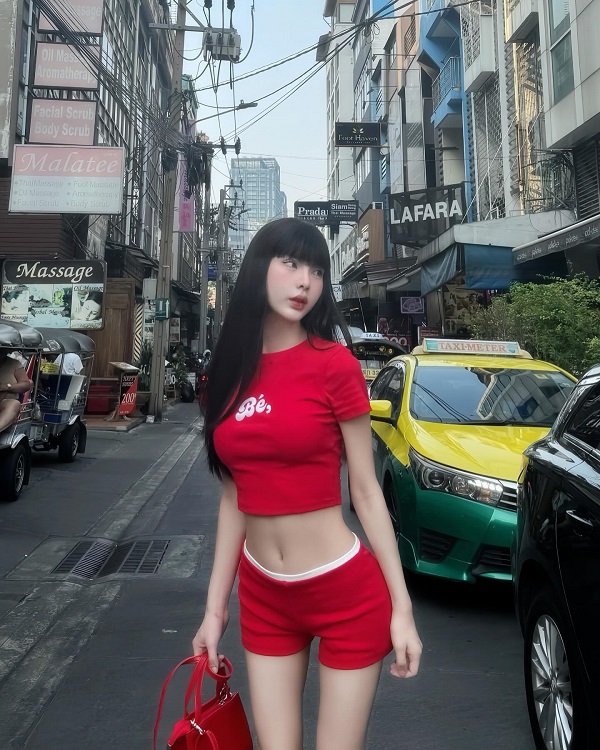 Ảnh người mẫu Đào Ngọc Vi sexy 7