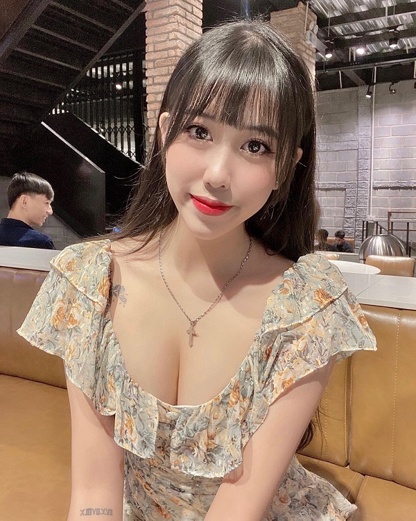 Ảnh Nguyễn Ngọc Thiên Thuỳ sexy 4