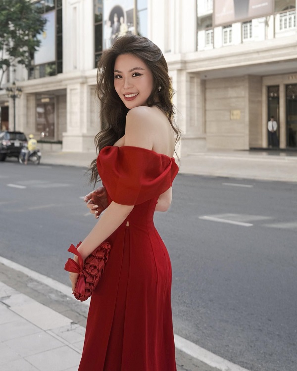 Ảnh tiktoker Châu Tú Linh sexy 19