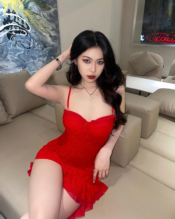 Ảnh tiktoker Trần Tú Nguyên sexy 6