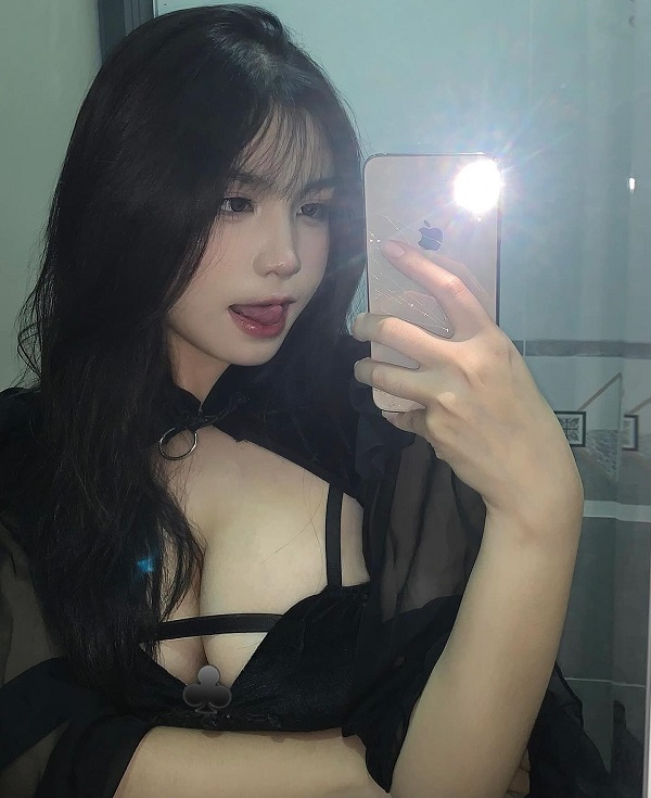 Ảnh Võ Yến Nhi sexy gợi cảm 2